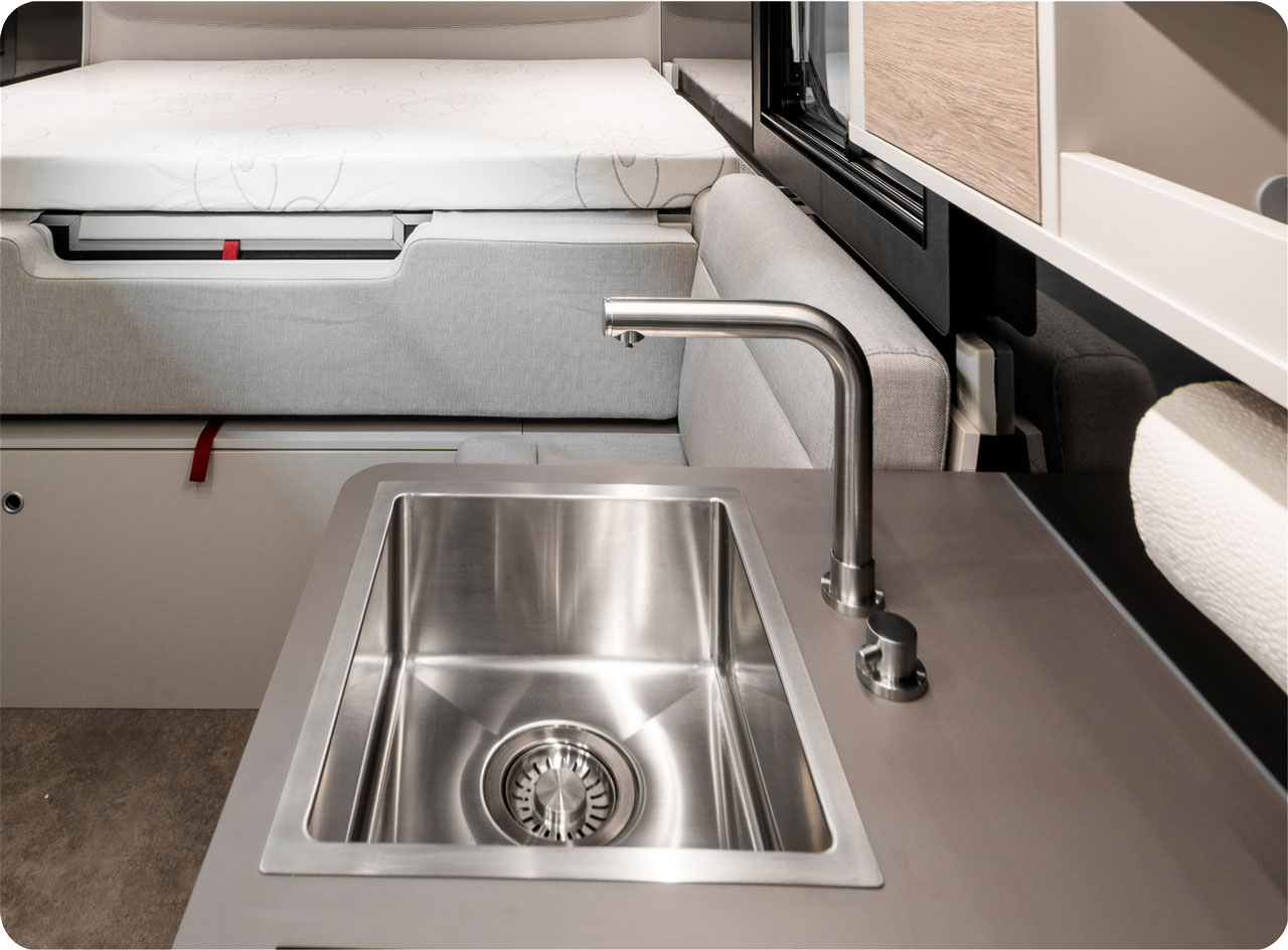 Queensize Fixtures